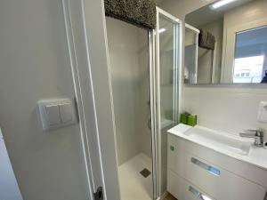 A bathroom at Acogedor Apartamento en zona privilegiada