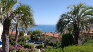 Zdjęcie z galerii obiektu Studette avec Piscine au calme - Proche Nice et Monaco w mieście Villefranche-sur-Mer