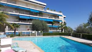 Zdjęcie z galerii obiektu Studette avec Piscine au calme - Proche Nice et Monaco w mieście Villefranche-sur-Mer