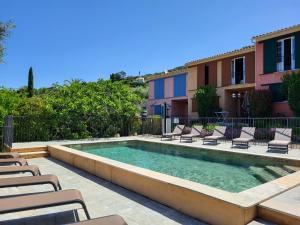 Swimmingpoolen hos eller tæt på Villa Primavera