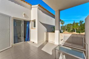 Un balcón o terraza de Chalet Playa de Las Americas