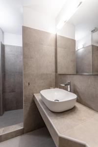 Ένα μπάνιο στο Optasia - Naxos Center Cozy House