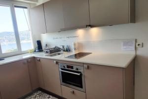 Fotografia z galérie ubytovania Bel appartement climatisé vue mer parking gratuit. v destinácii Villefranche-sur-Mer