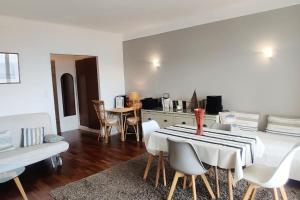 Fotografia z galérie ubytovania Bel appartement climatisé vue mer parking gratuit. v destinácii Villefranche-sur-Mer