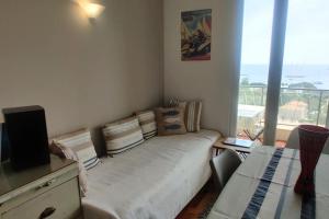 Fotografia z galérie ubytovania Bel appartement climatisé vue mer parking gratuit. v destinácii Villefranche-sur-Mer