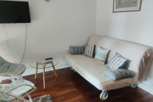 Fotografia z galérie ubytovania Bel appartement climatisé vue mer parking gratuit. v destinácii Villefranche-sur-Mer