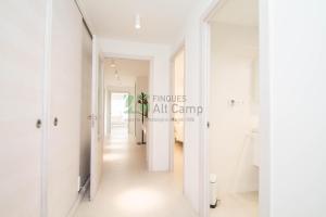 Kép piso alto standing en Segur de Calafell szállásáról Calafellben a galériában