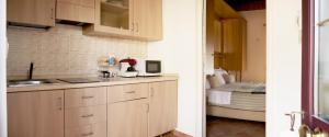 A kitchen or kitchenette at Residence Gli Ulivi