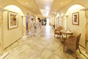 Fotografie z fotogalerie ubytování Schwarzwald Wellnesshotel SAIGERHÖH I Spa Golf & Wandern über dem Titisee v destinaci Lenzkirch + 73 fotografií