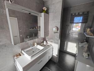 A bathroom at Unterschlupf