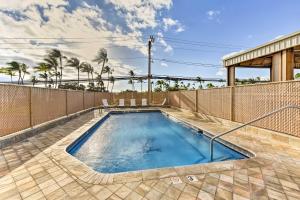 Piscina de la sau aproape de Condo with Private Lanai, Ocean View and On-Site Pool!