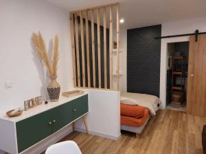 Posteľ alebo postele v izbe v ubytovaní Appartement - Narbonne