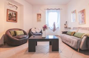 Gallery image of Casa Giovanetti in Grandola ed Uniti +33 photos