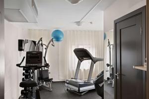 Fitness centrum a/nebo fitness zařízení v ubytování Best Western Plus Hotell Nordic Lund