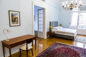 Posteľ alebo postele v izbe v ubytovaní Luxury Downtown 3 Bedroom Apartment by Synagoge with Beautiful View