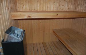 Fotografie z fotogalerie ubytování Pet Friendly Home In Henne With Sauna v destinaci Henne Strand
