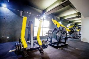 Fitness centrum a/nebo fitness zařízení v ubytování Kingwood Hotel Sibu