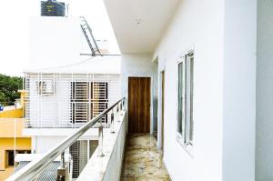 Balkón nebo terasa v ubytování RVR Abode -Private Rooms