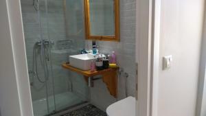 Koupelna v ubytování Villa Maritsa, Magazia + 20 fotografií