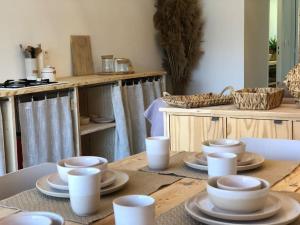 Fotografia z galérie ubytovania Les P'tits Apparts d'Angie - Logement Bohème v destinácii Porto-Vecchio