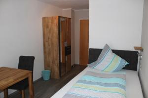 Postel nebo postele na pokoji v ubytování Gasthaus Zur Waldesruh
