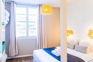 Posteľ alebo postele v izbe v ubytovaní La Clé Studio Clim, WiFi, Gare et Port de Toulon