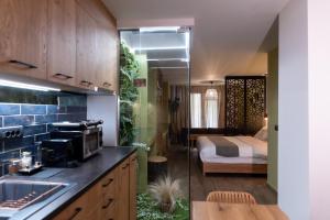 Dapur atau dapur kecil di Gaia by Agora Luxury apartments in the heart of Heraklion
