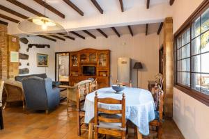 Dining area in A villát