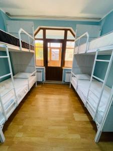 Afbeelding uit fotogalerij van Hostel ARBAT in Simkent