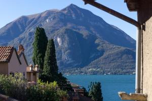 Gallery image of Varenna-Center Cosy-House Lake View in Varenna