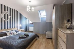 Ένα ή περισσότερα κρεβάτια σε δωμάτιο στο Apartament 6 w centrum 5 min od Krupówek, Parking