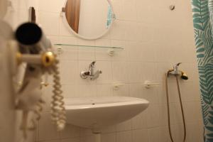 Vannituba majutusasutuses Hotel Skála