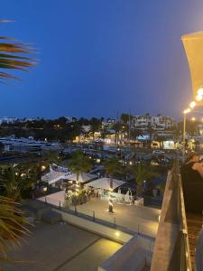 Fotografie z fotogalerie ubytování Marina Dor - Cala Egos- Sunny ground floor apartment with large garden v destinaci Cala d´Or