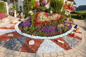 A garden outside Pension Gabriele