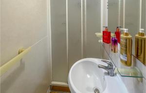 A bathroom at Beautiful StaCaravan