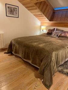 Posteľ alebo postele v izbe v ubytovaní Appartement 201, Duplex avec terrasse et garage