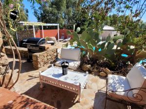Posedenie v ubytovaní Casa Salya 8 pers Piscine privée Chauffée San Cipriano