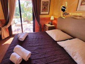 Posteľ alebo postele v izbe v ubytovaní Casa Salya 8 pers Piscine privée Chauffée San Cipriano
