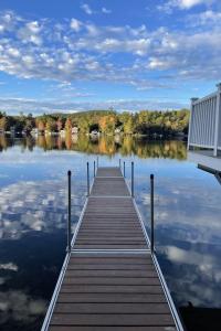 Gallery image of Waterfront Cottage and Ski Getaway! in Sunapee