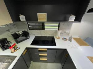 ファハルドにあるVillamarの台所模型