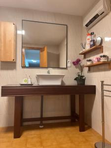Kuchyňa alebo kuchynka v ubytovaní Apartamentos EL PELIGRO