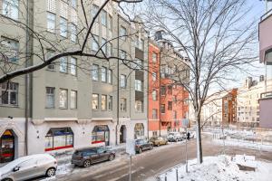 WeHost Heart of Helsinki Studio with Top Amenities v zimě
