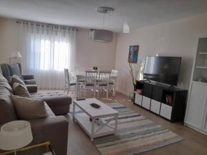 Μια τηλεόραση ή/και κέντρο ψυχαγωγίας στο Apartamento "El Nido Toledo" +2 φωτογραφίες