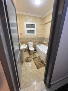 Bilik mandi di Luxury and Cheapest Apartment