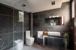 Kúpeľňa v ubytovaní Amazing Villa in San Sebastián by SanSe Holidays