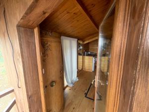 Fotografia z galérie ubytovania 7eme ciel - Tiny House avec Grande Piscine intérieure chauffée toute l'année v destinácii Marais-Vernier