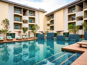Der Swimmingpool an oder in der Nähe von Mercure Langkawi Pantai Cenang