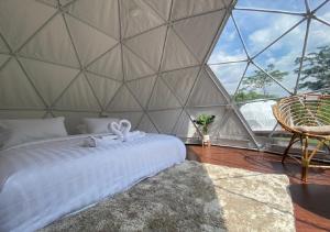 Cosy Garden Khao Sok客房内的一张或多张床位