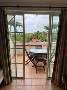 Balcone o terrazza di Studio Tropical avec vue mer dans une résidence hôtelière