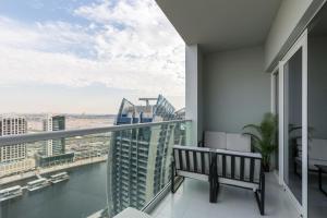 Balkón nebo terasa v ubytování Business Bay Gem1 Bd Apt With Scenic Canal Views